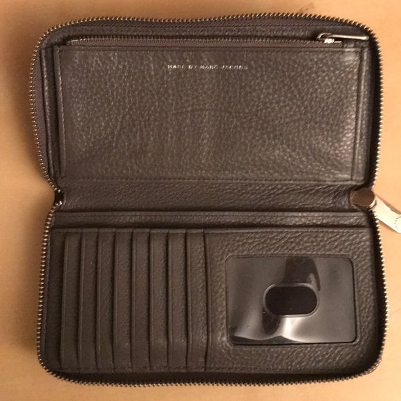 Marc Jacobs wallet - Picture 5 of 7